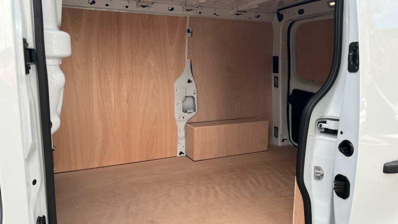 Renault Trafic Swb Diesel SL30 Blue dCi 150 Extra [Safety] Van